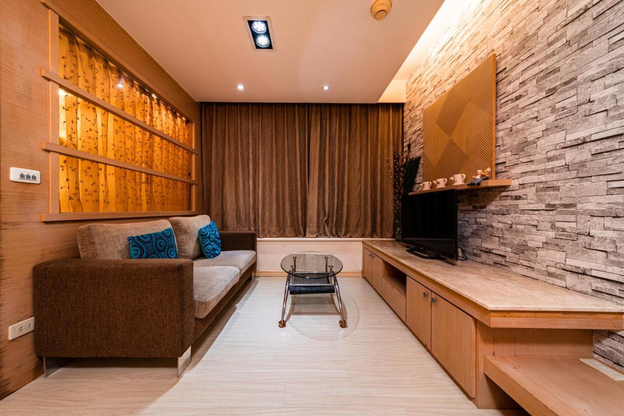 85 Leisurely Hotel Каосюн Екстериор снимка