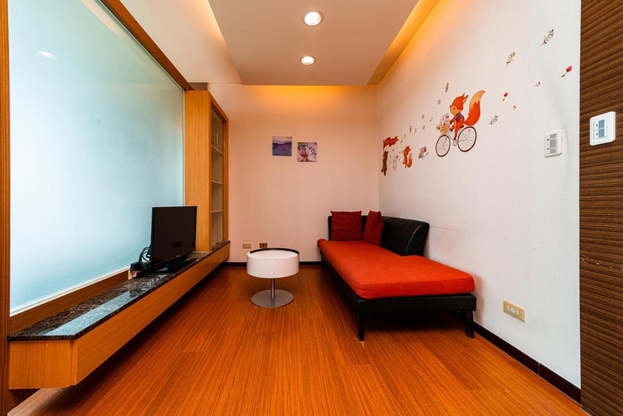85 Leisurely Hotel Каосюн Екстериор снимка