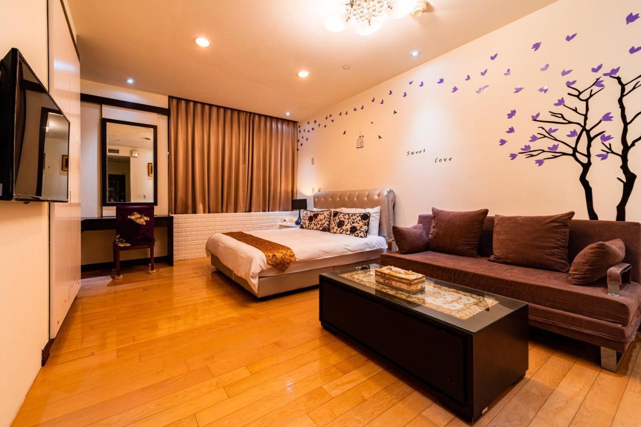 85 Leisurely Hotel Каосюн Екстериор снимка