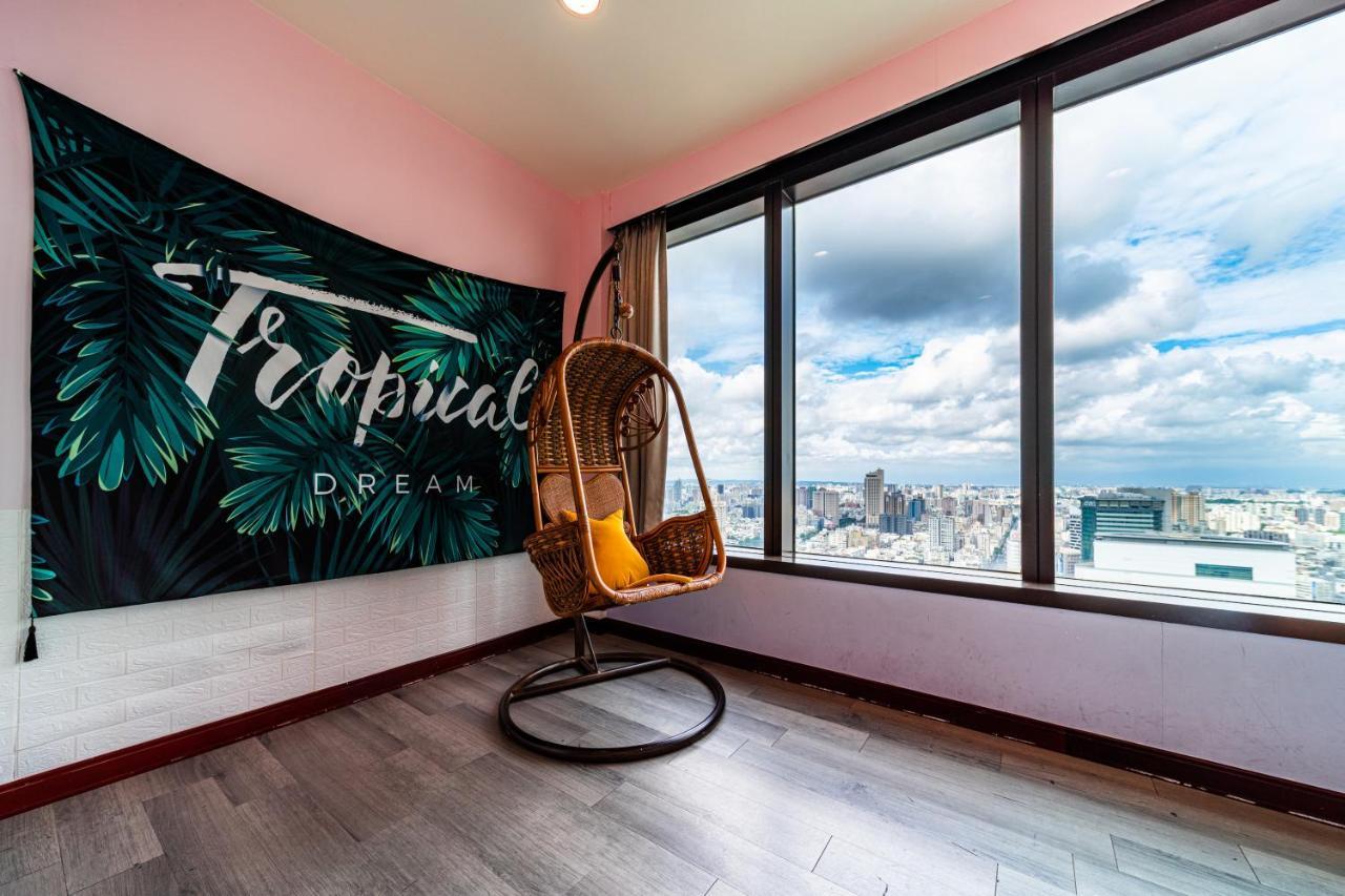 85 Leisurely Hotel Каосюн Екстериор снимка